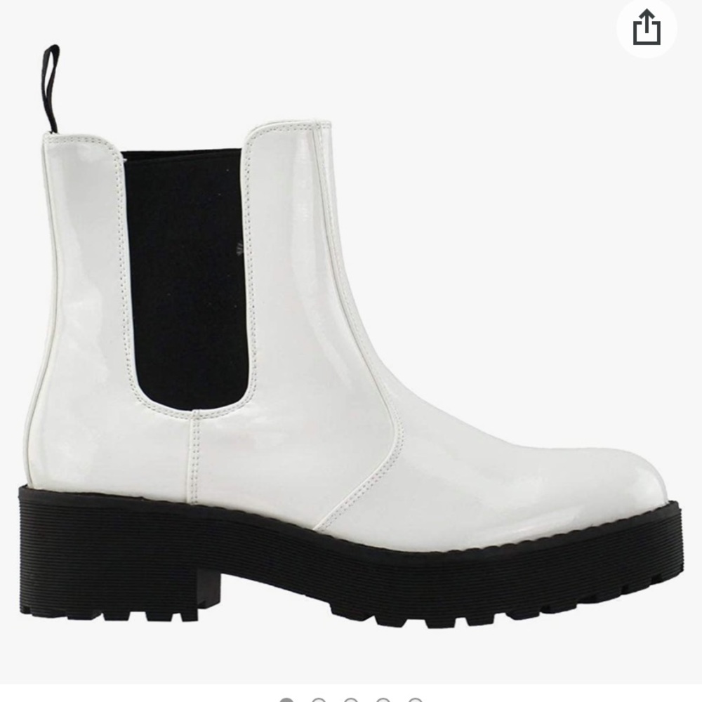 White slight platform leather boots